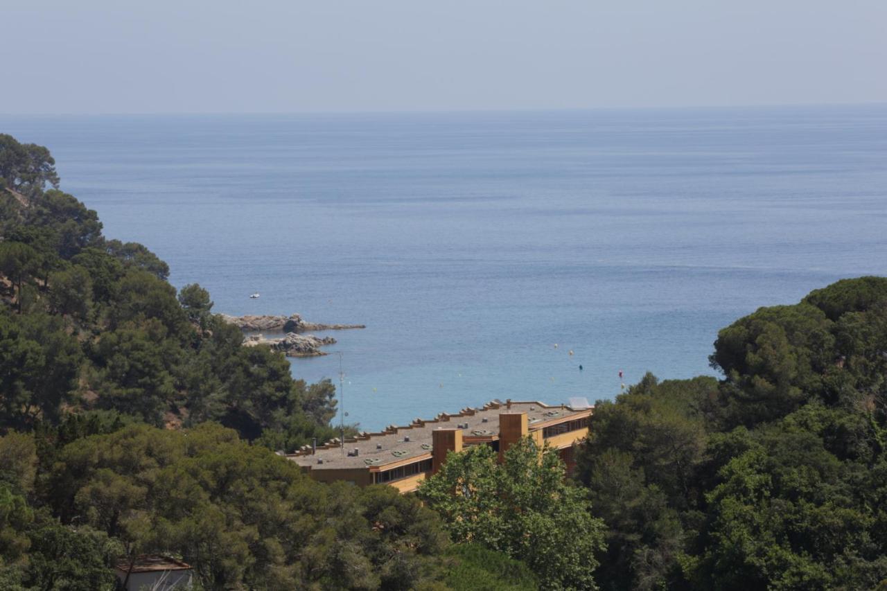 Happy Camp mobile homes in Camping Sènia Cala Canyelles Lloret de Mar Extérieur photo