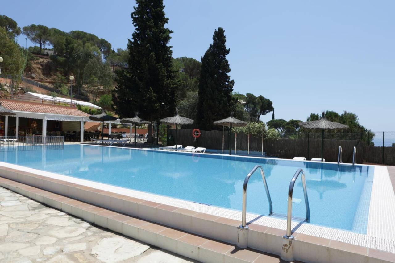 Happy Camp mobile homes in Camping Sènia Cala Canyelles Lloret de Mar Extérieur photo